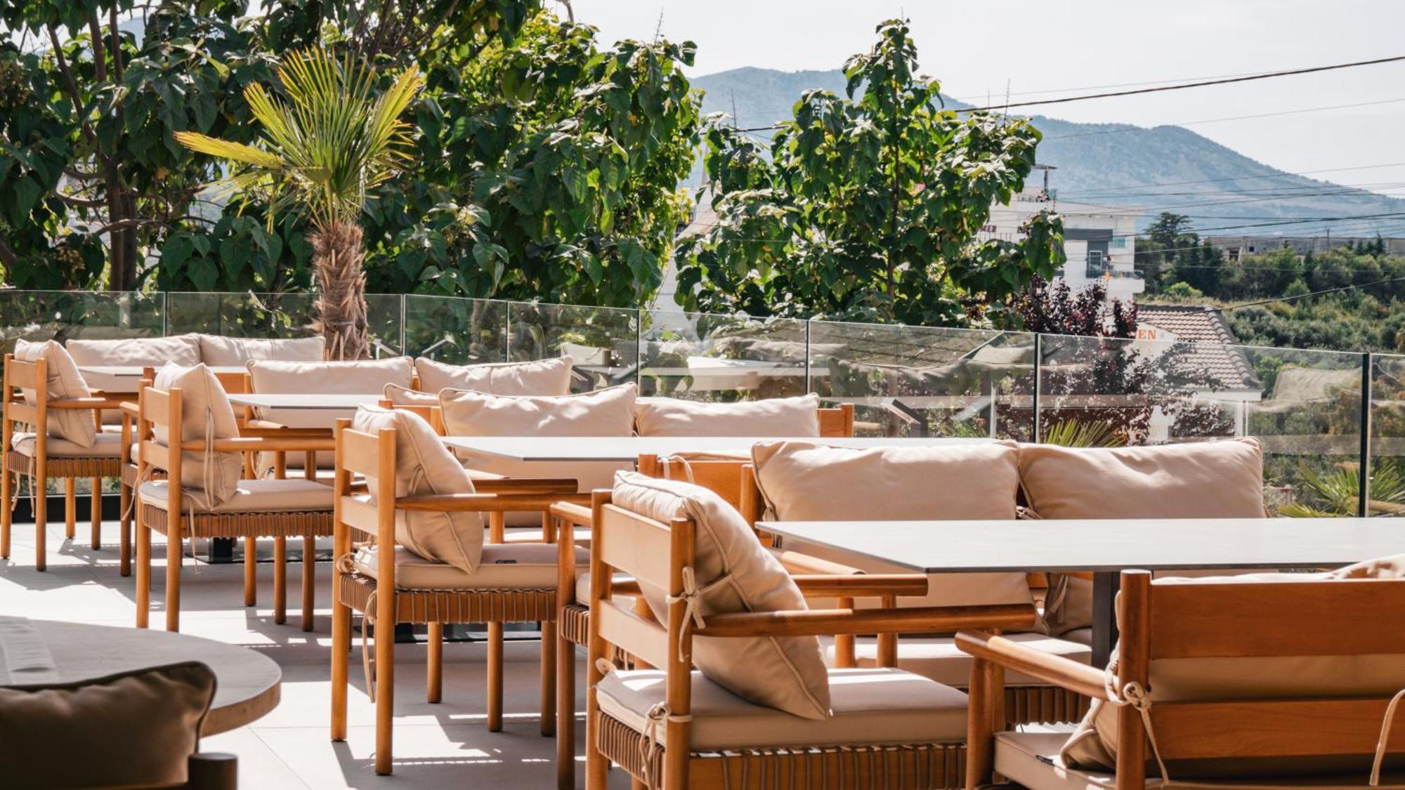 La Luna Hotel Ksamil Esterno foto